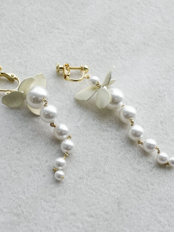 White Flower and Pearl Earrings