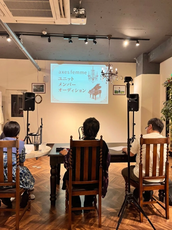 LumilU members during their audition