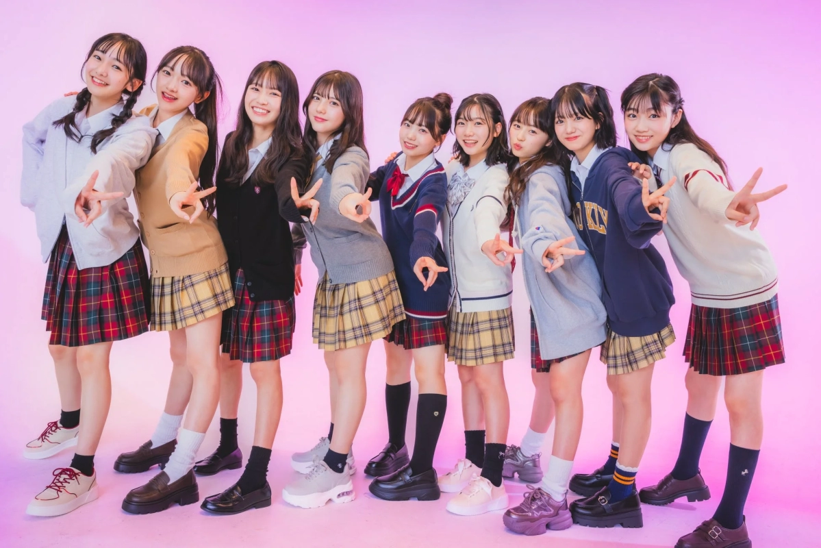 nicola models group photo