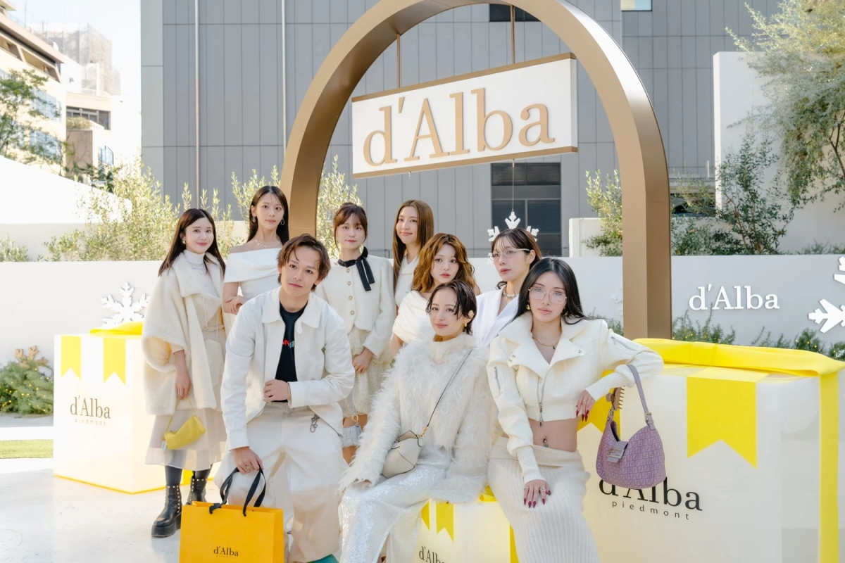 Group at Pop-up Event