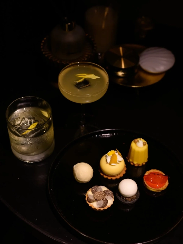 Gala Cocktails and Desserts