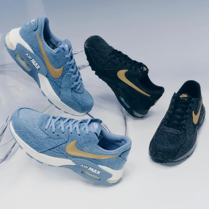 Nike Air Max Excee Denim sneakers in light blue and black