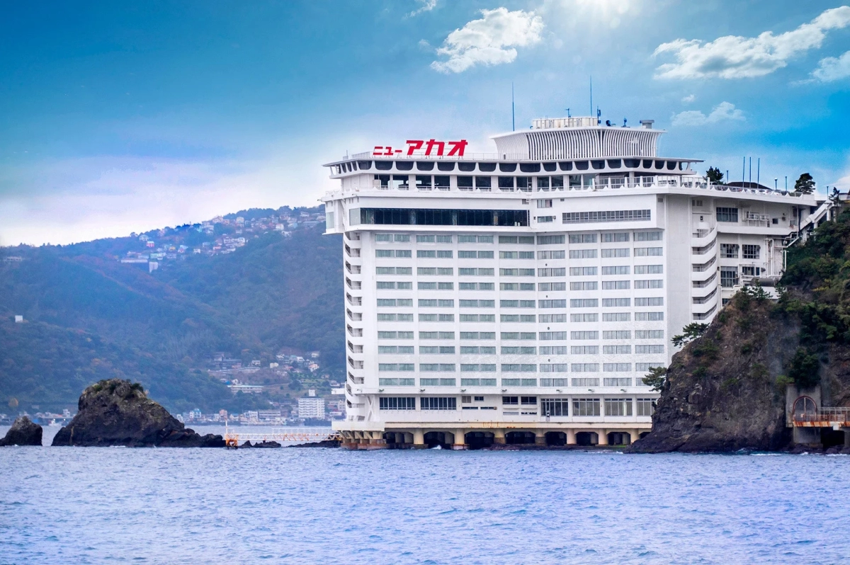 Hotel New Akao exterior