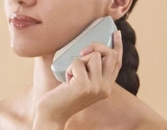 Warm/Cool EMS Facial Lift