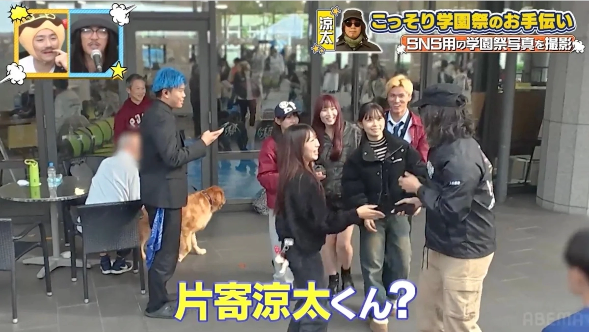 Ryota Katayose taking photos at the festival