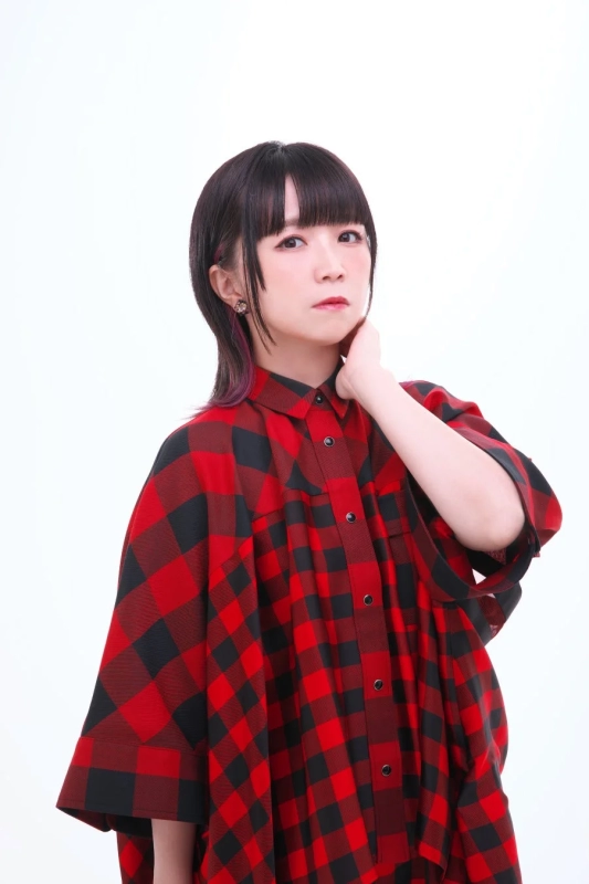 Lyricist Iori Nomizu