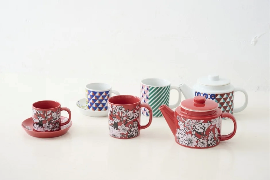 Colorful patterned tableware