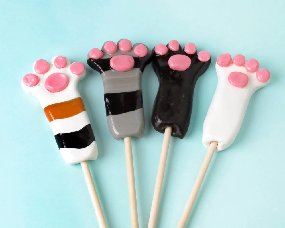 Neko's Paw Lollipops