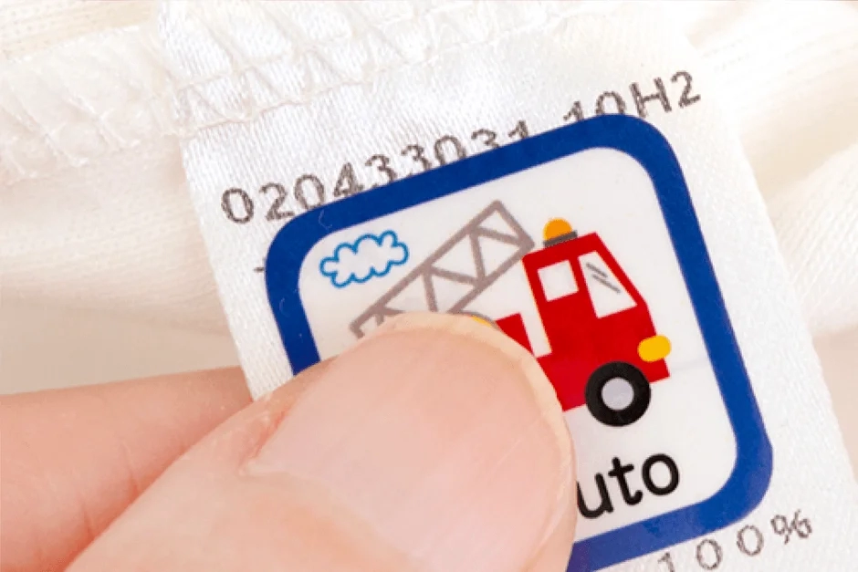 Tag name seal on clothing tag