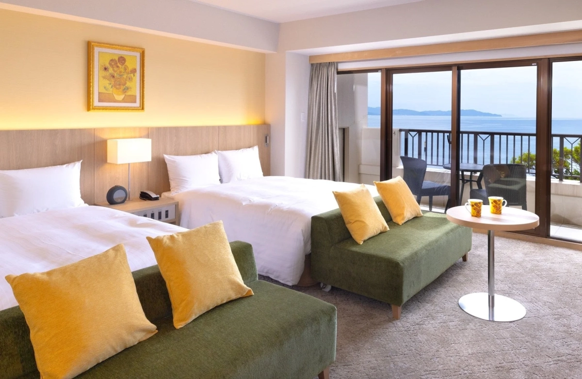 Gogh's Sunflower Room