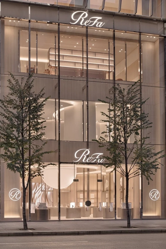 ReFa GINZA Storefront