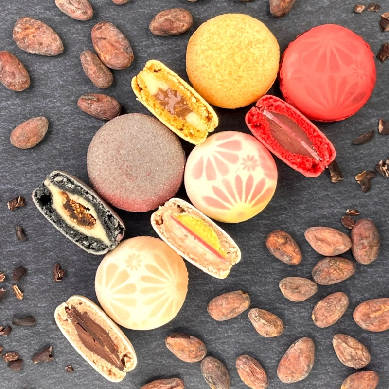 FUSE - Valentine Limited Macarons "Happiness"