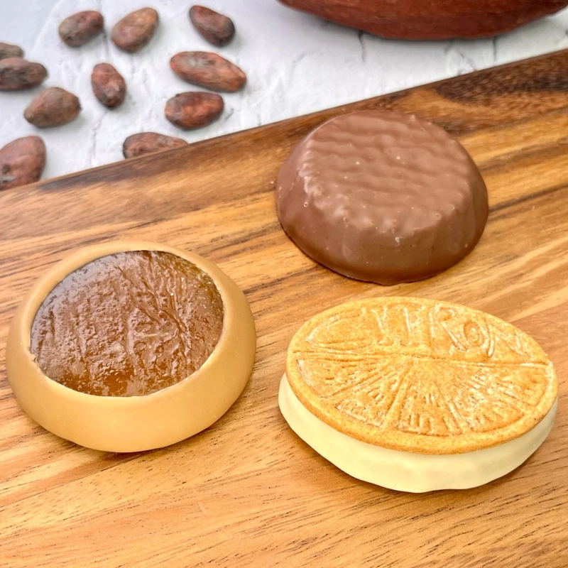 Yogashi Mountain - Praline Sable Wreath