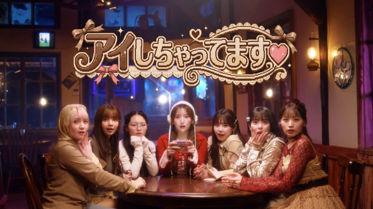 CANDY TUNE members in a cafe/game setting