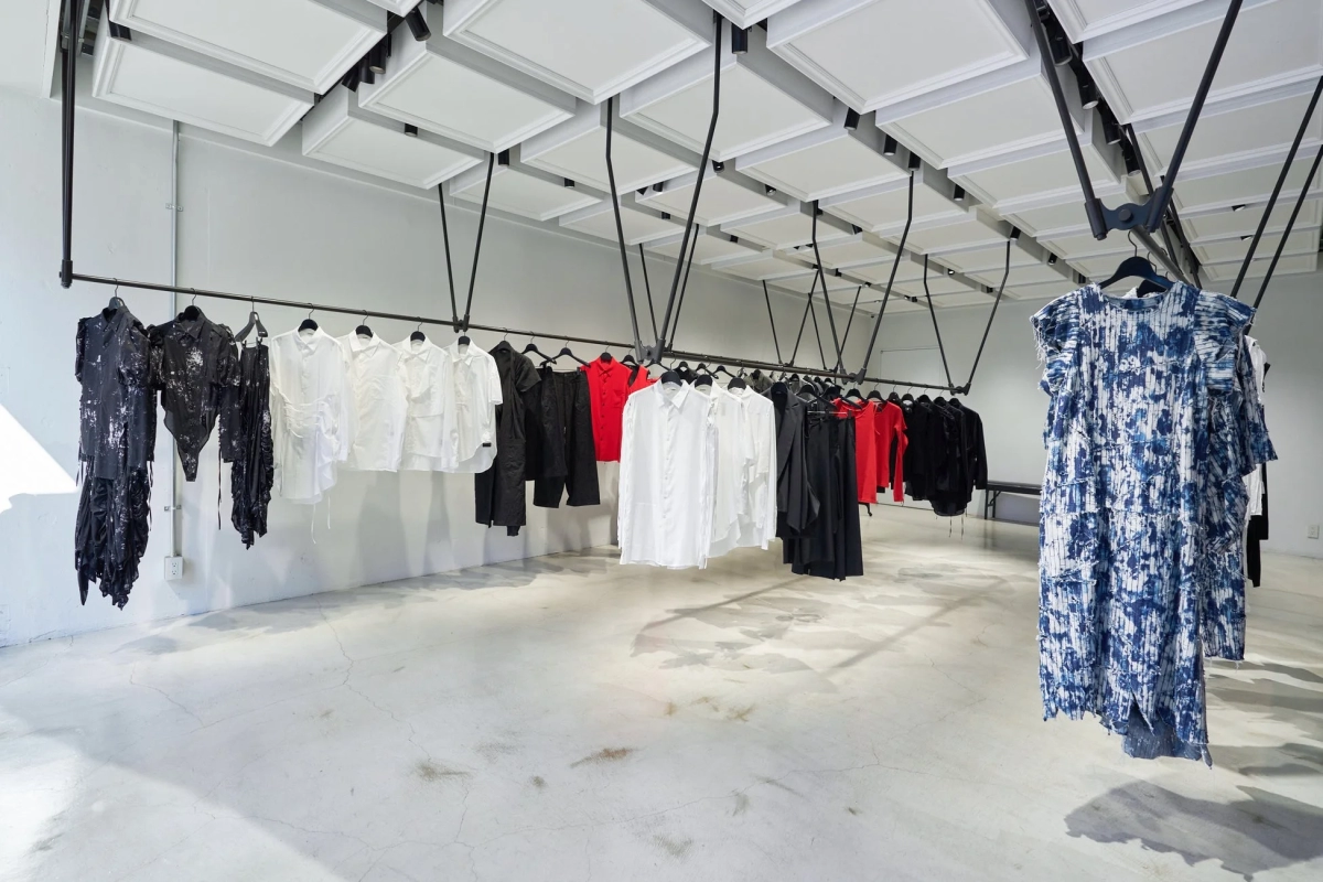 LIMI feu Aoyama Store Interior