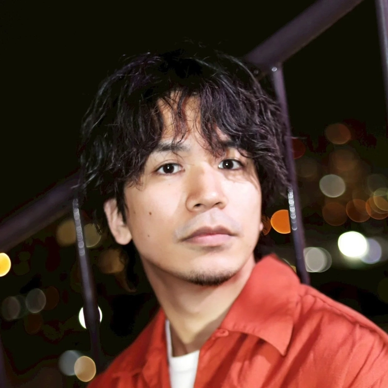 Yuichi Kinjo as Teruhiko