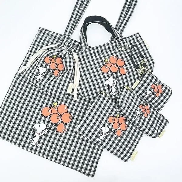 Collection overview of Snoopy balloon check items