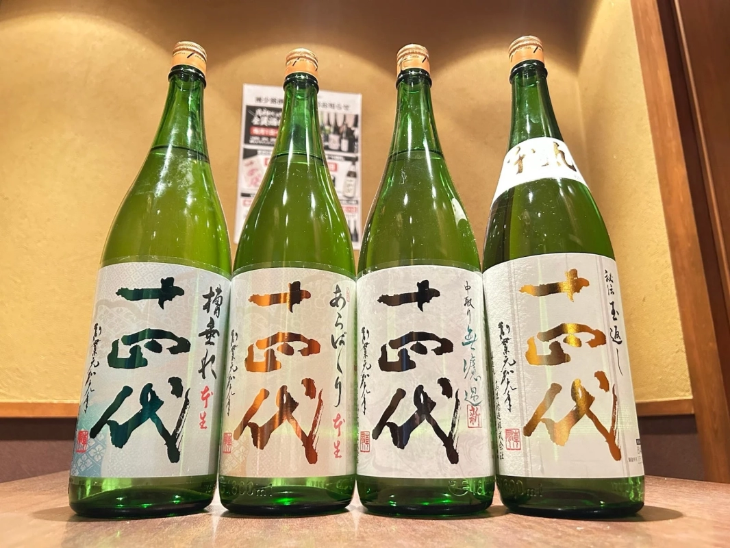 Juyondai sake bottles