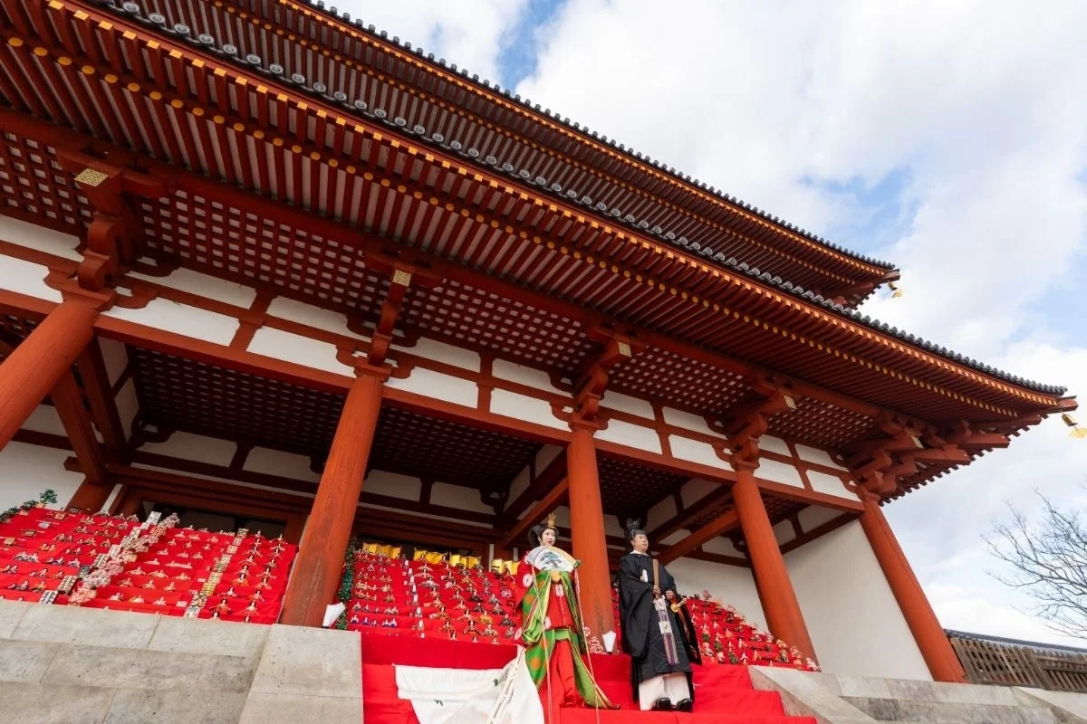 Suzaku Gate with Hina Dolls