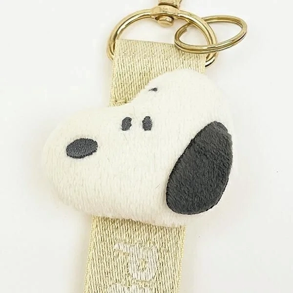 Close-up of Strap Keyholder with small Snoopy