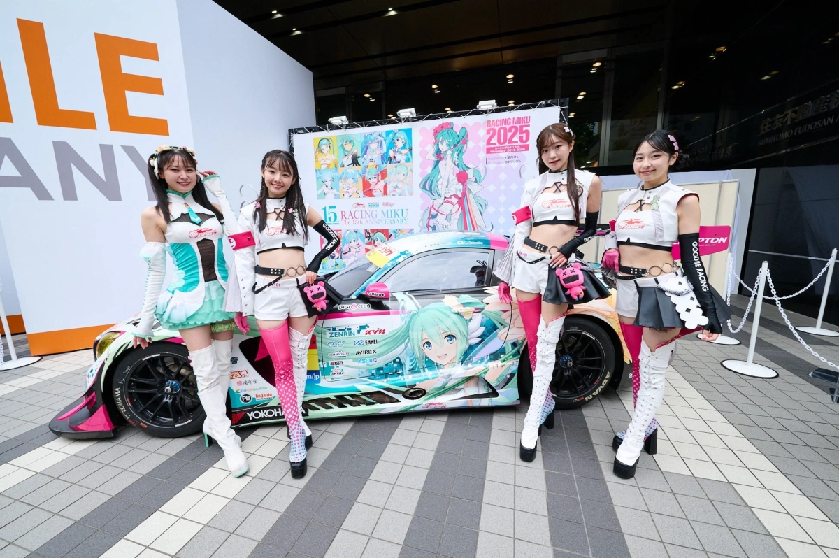 Racing Miku at Smile Fest 2025