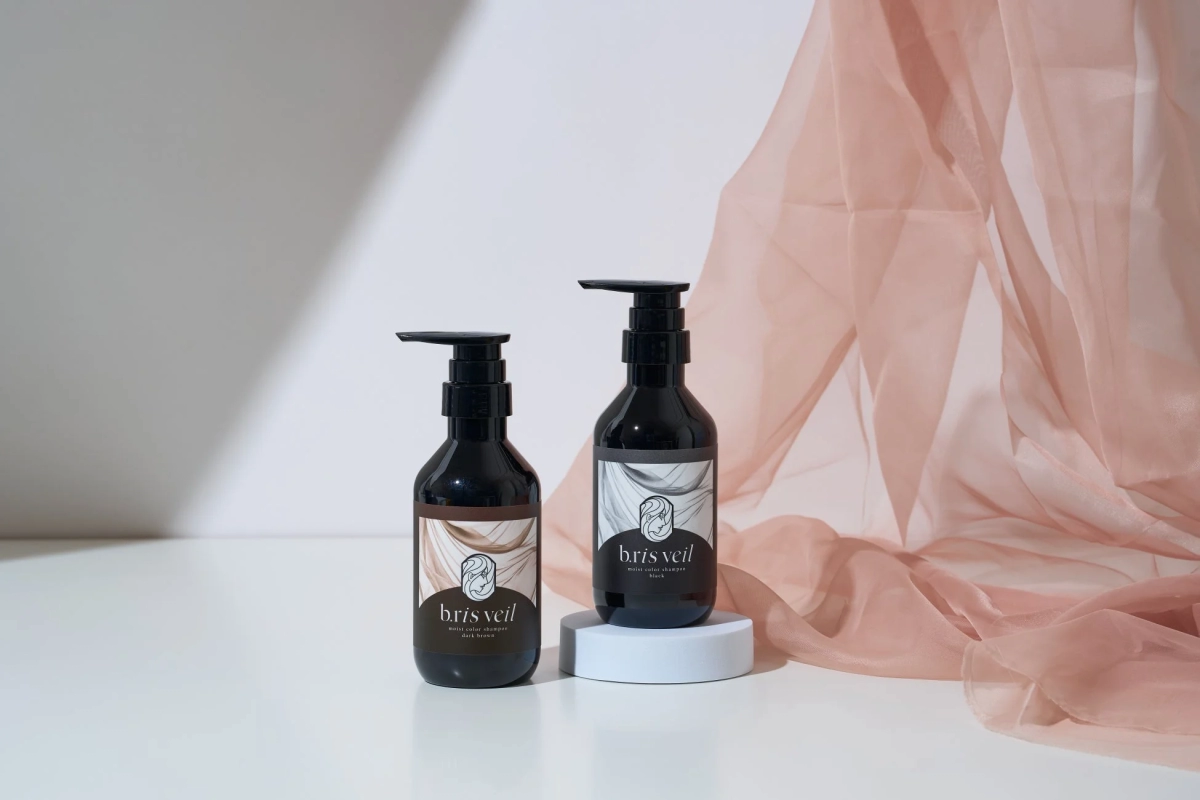 b.ris veil Moist Color Shampoo Bottles