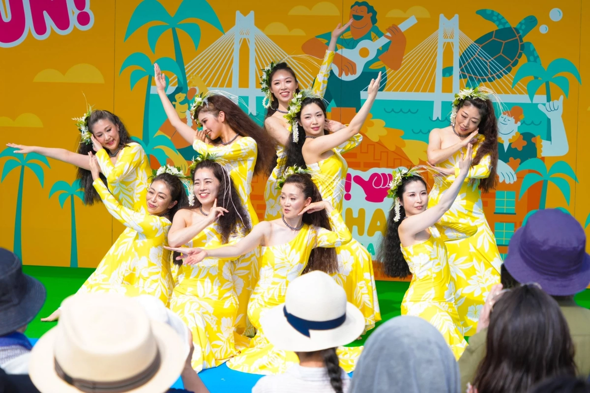 Hula dancers performing at a Hawaiian event