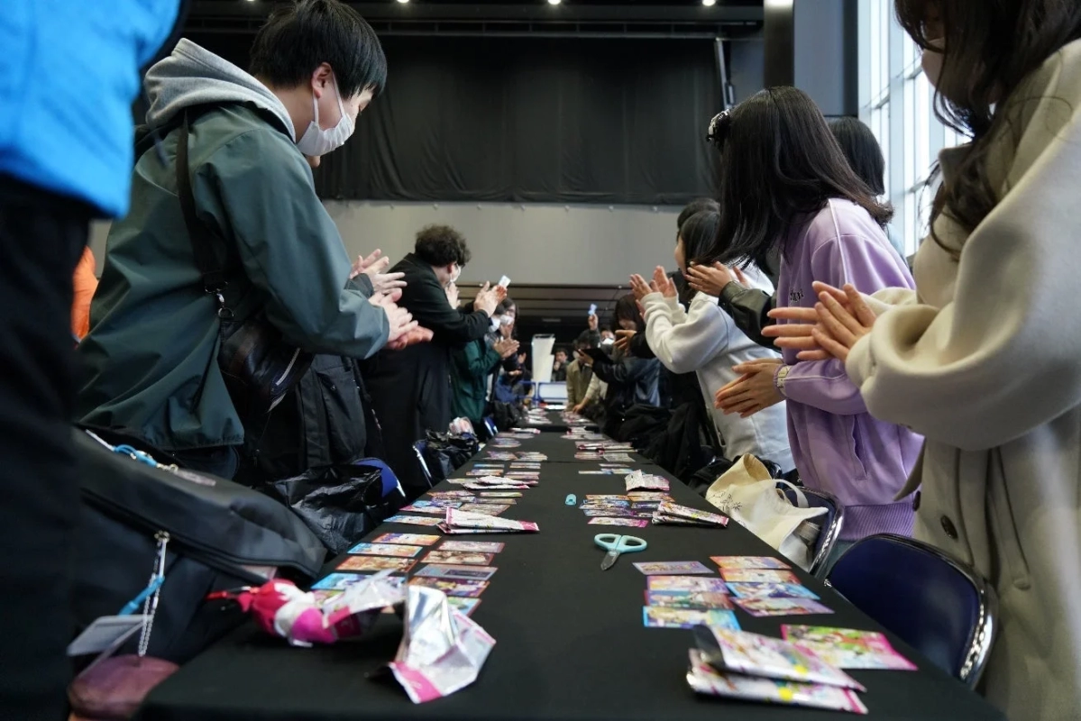 Team Pack Opening event