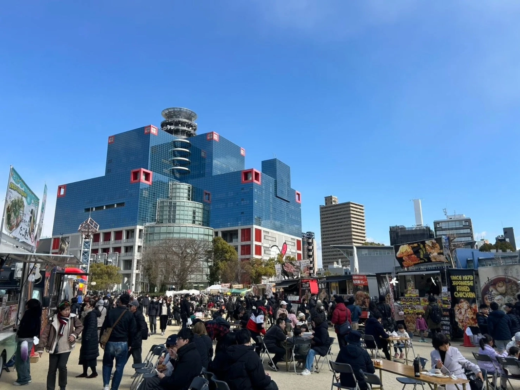 Food trucks, Yomiuri TV building