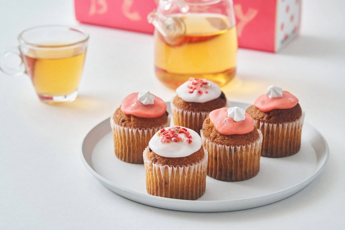 Baked Berry Cupcakes