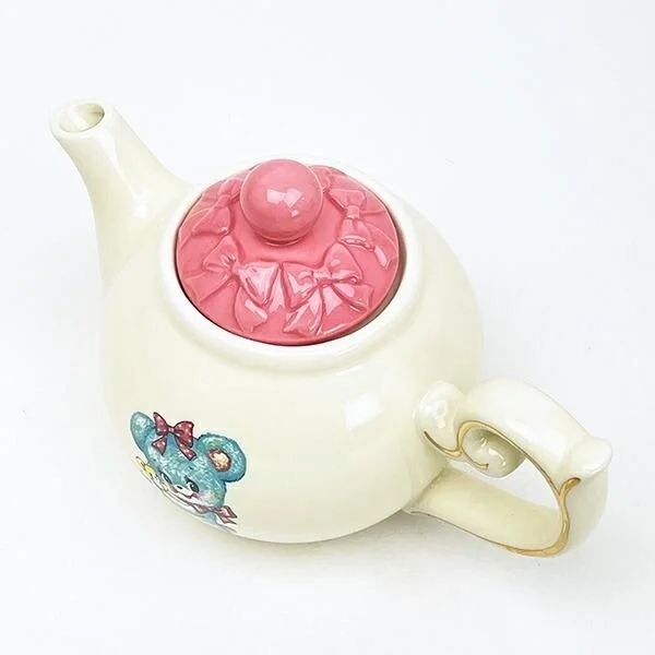 SWIMMER Teapot with Ribbon Lid