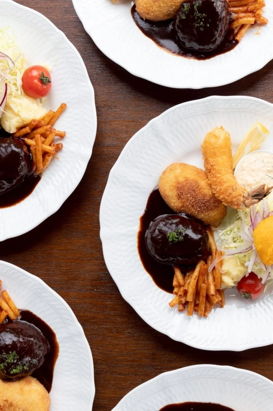 Western Plate with Hamburg and Fried Shrimp